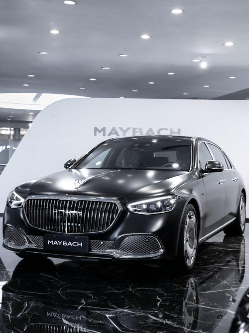 深圳31岚图汽车的售后服务让用户无忧出行，迈巴赫未来的豪华车趋势